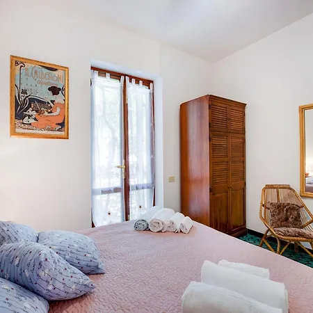 Holiday home Beachfront With Solarium *